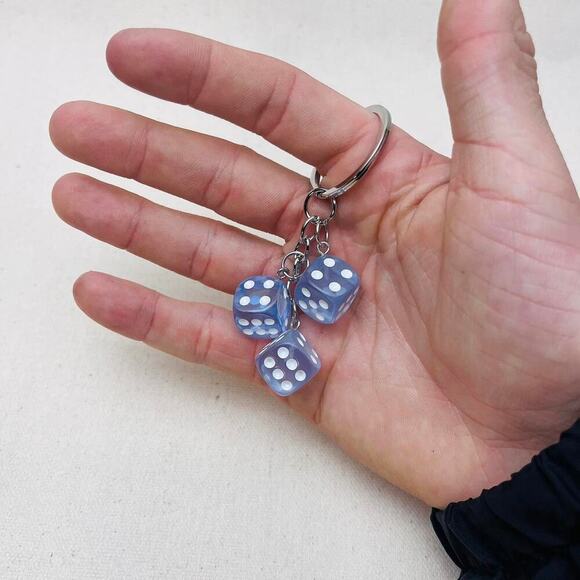 Y2k 2000s blue dice key key chain - Picture 1 of 6